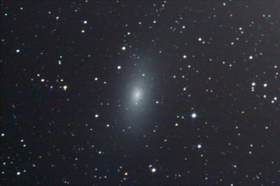 Cúmulos estelares en la galaxia elíptica NGC 205 / M 110